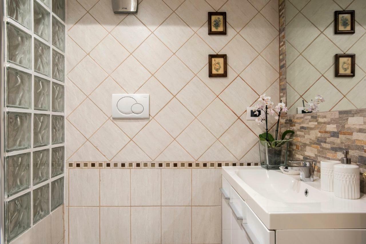 Trevinestrome - Exclusive Trevi Fountain View Apartment Ngoại thất bức ảnh